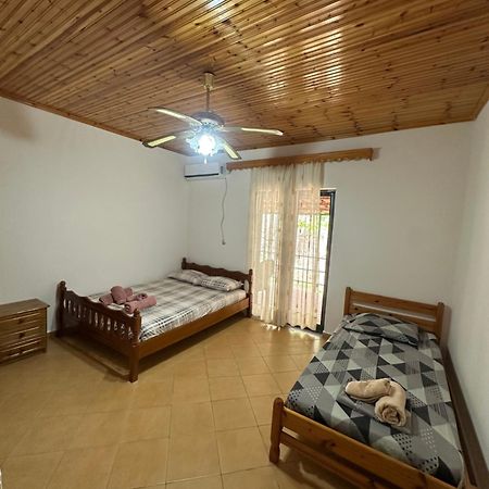 Romeo'S Guest House 2 Piqeras Екстериор снимка