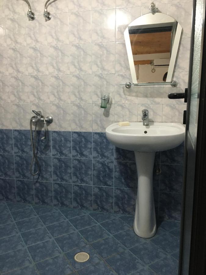 Romeo'S Guest House 2 Piqeras Екстериор снимка