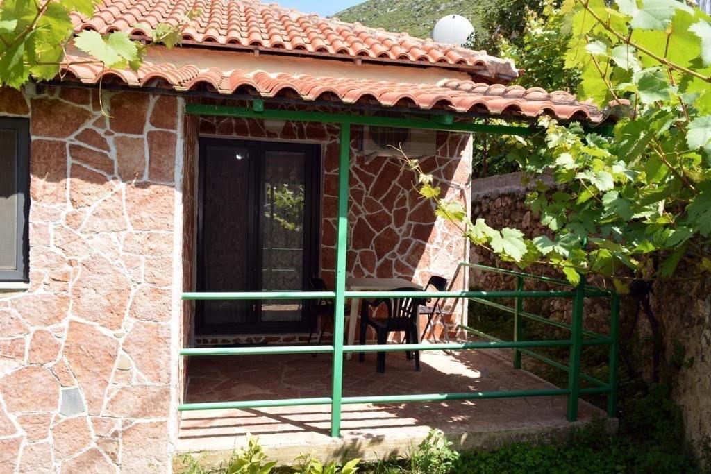 Romeo'S Guest House 2 Piqeras Екстериор снимка